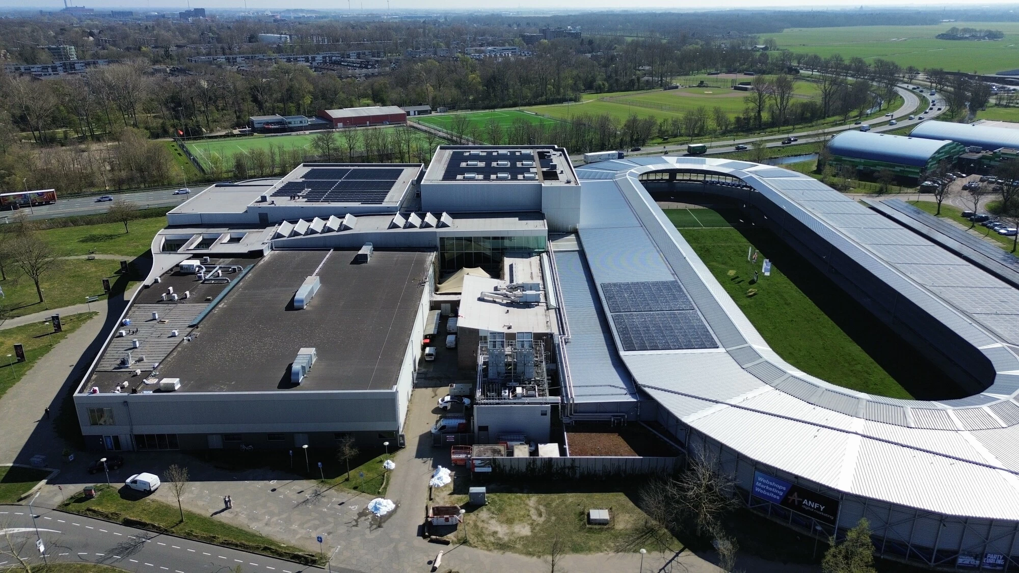 Dakrenovatie & Verduurzaming Basic Fit Alkmaar