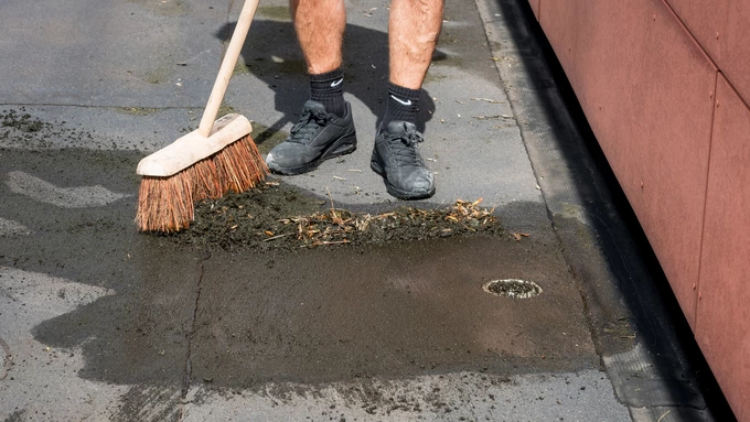 Schade door wateroverlast in Alkmaar.